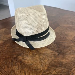 Nine West short brim hat.  In great condition